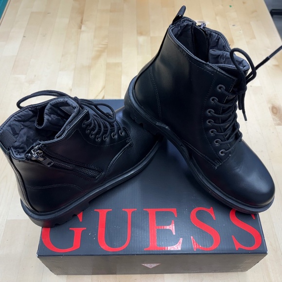Men’s Guess Archibald Black Boots Sz10 - Picture 1 of 6